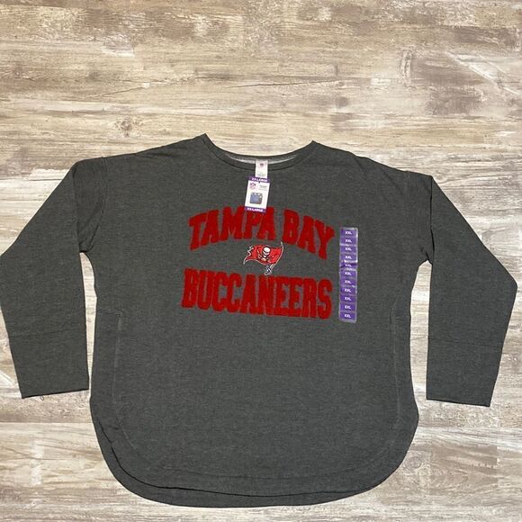 Tampa Bay Buccaneers Sweatshirt NFL Team Apparel Embroidered Women’s Sz XXL - Picture 1 of 3